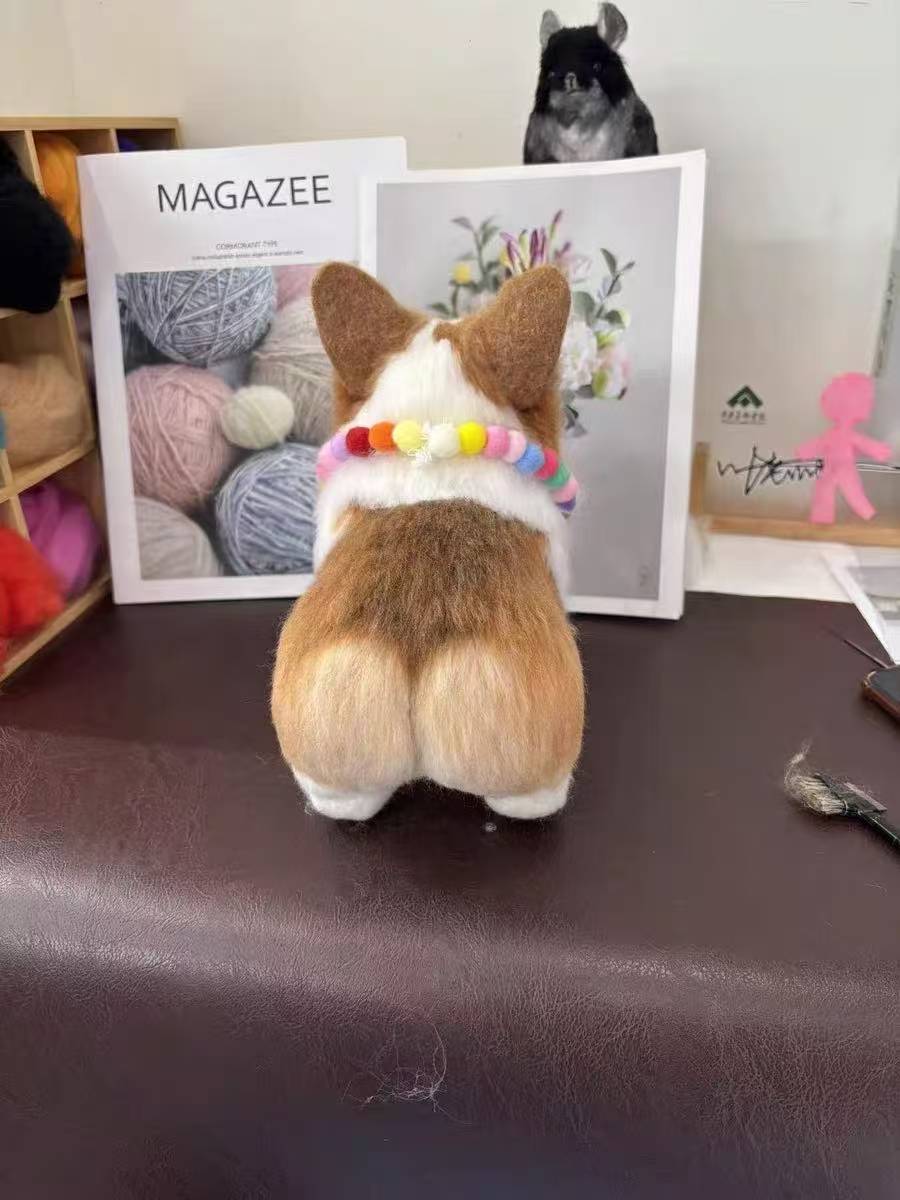 Custom Full-Body Needle Felted Dog Sculpture - Lifelike Pet Replica & Memorial Gift